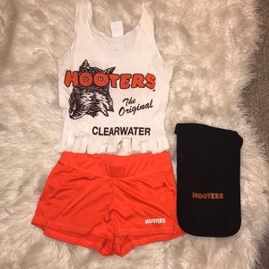 Hooters Halloween Costume